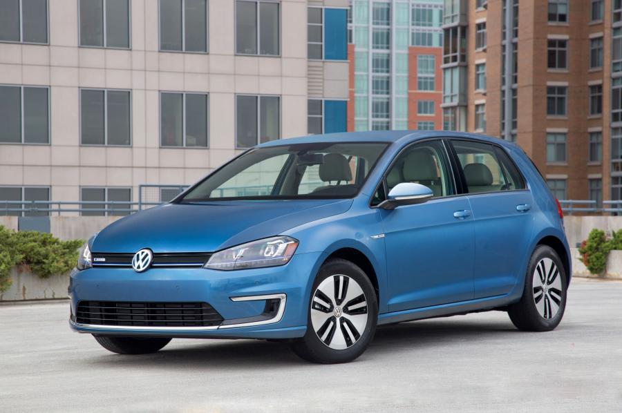  Volkswagen e-Golf 2015 года  (US) (фото 10 из 19)